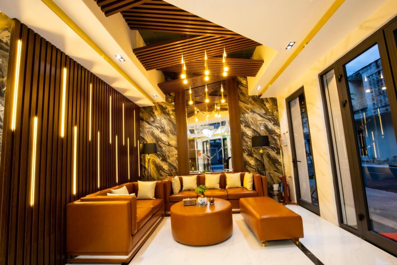 Thu Le Hotel Cao Lãnh Esterno foto