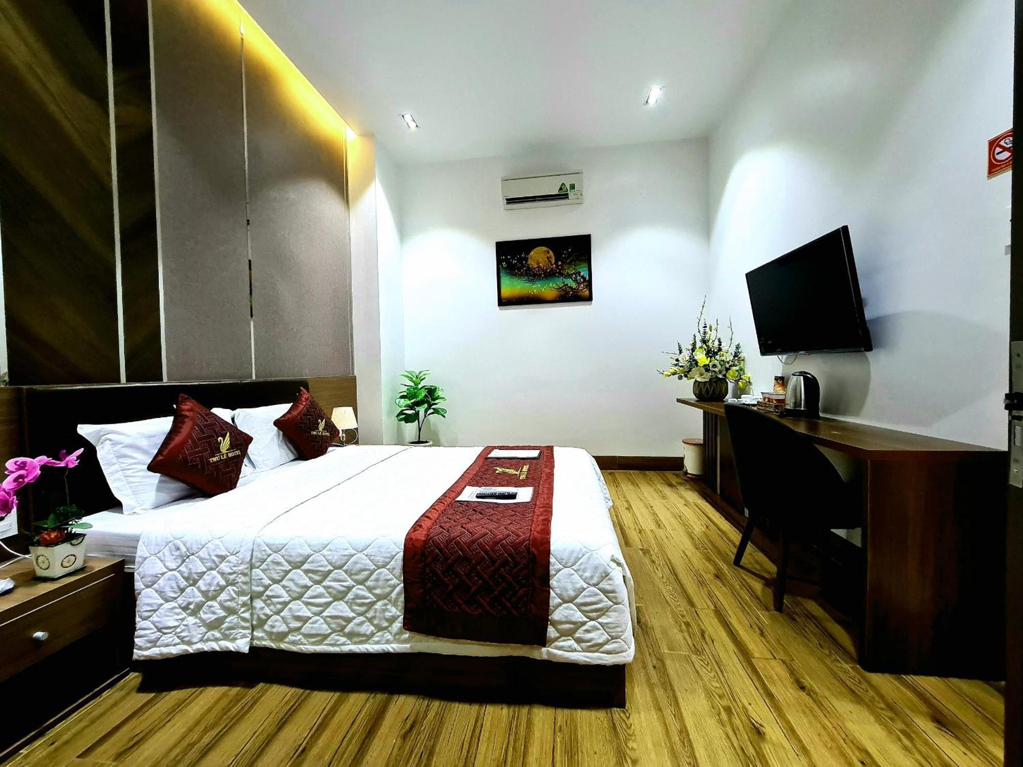 Thu Le Hotel Cao Lãnh Esterno foto